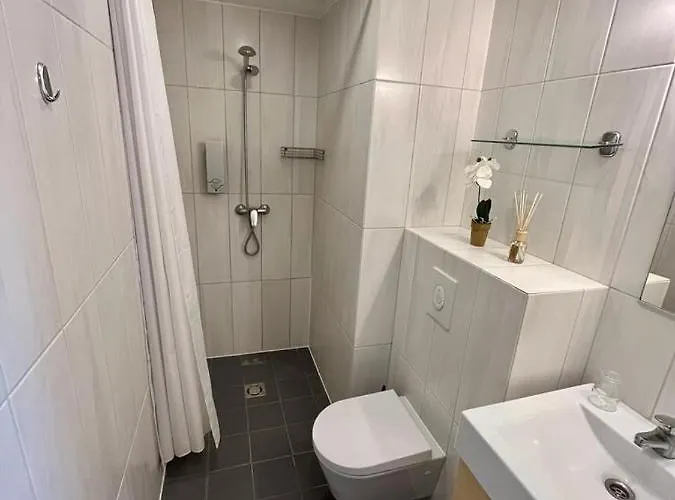 Self Check-in 24-7 Παρνού