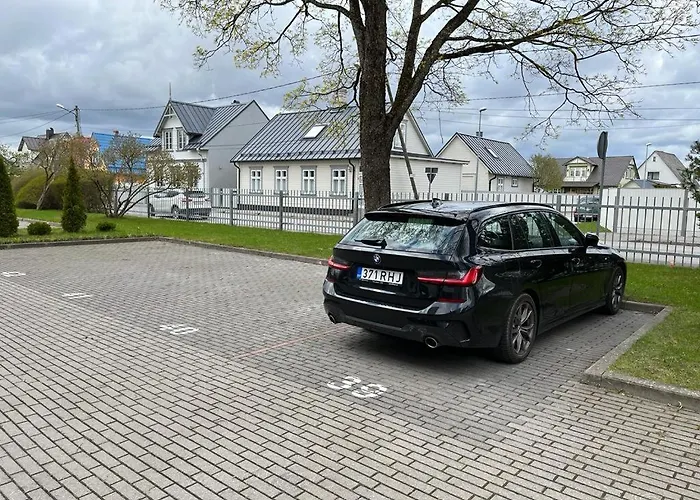 Self Check-in 24-7 *